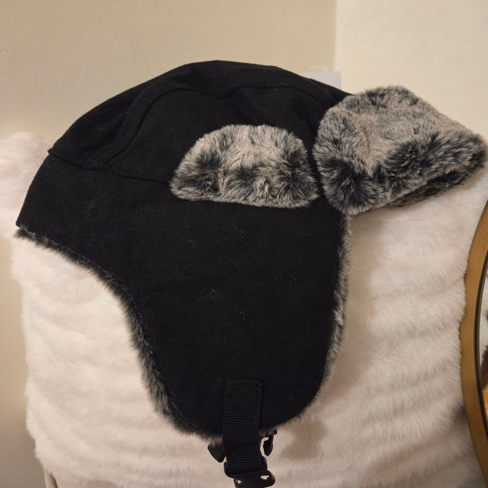 Ozark trail faux fur Trapper with chin clip